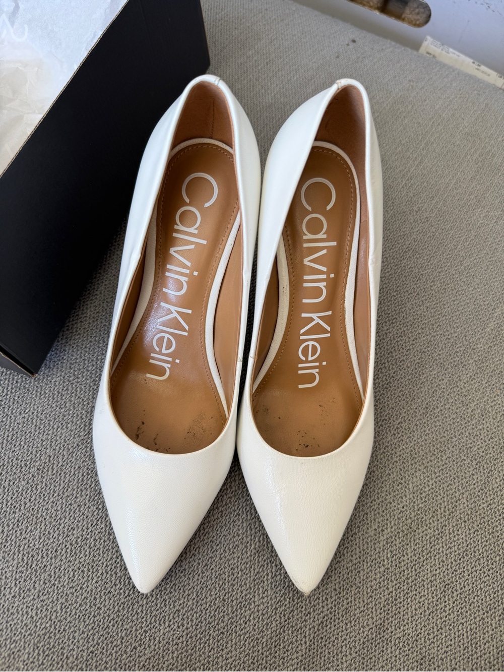 Calvin Klein White Pointed Toe Leather Pumps